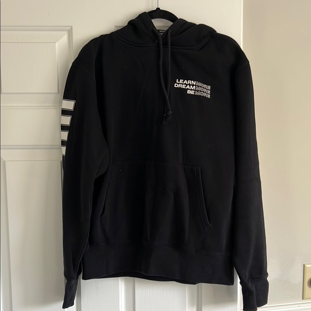 Alphalete Black Sweatshirt Athletic Style